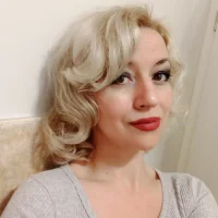 ClassyTinaa Poză avatar