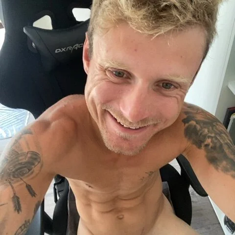 Nakedendurance1994 profile photo