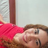 mia__reyes's Profile Pic