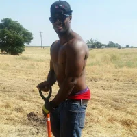 MoneysSomethingElse415's Avatar Pic