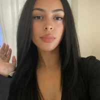 yasmingarcia Adlı Modelin Avatarı