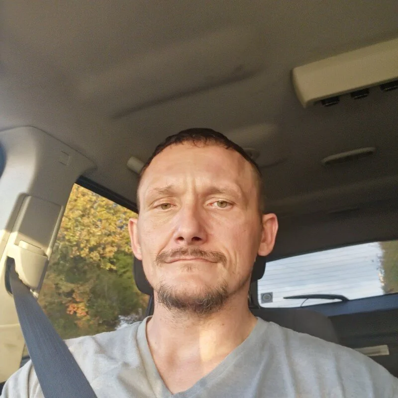 Largerbone profile photo