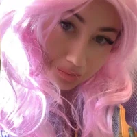 erika66's Avatar Pic