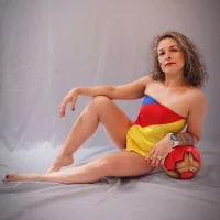 linda_cabal's Avatar Pic
