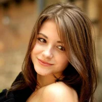 Linda__Linda's Profile Pic