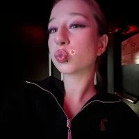 Vernolcottie webcam