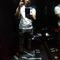 lien305's Profile Pic