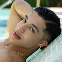 Аватар Troye_Williams