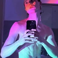 redhotttuniverse's Profile Pic