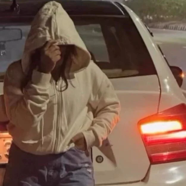 Garima_G's nudes and profile