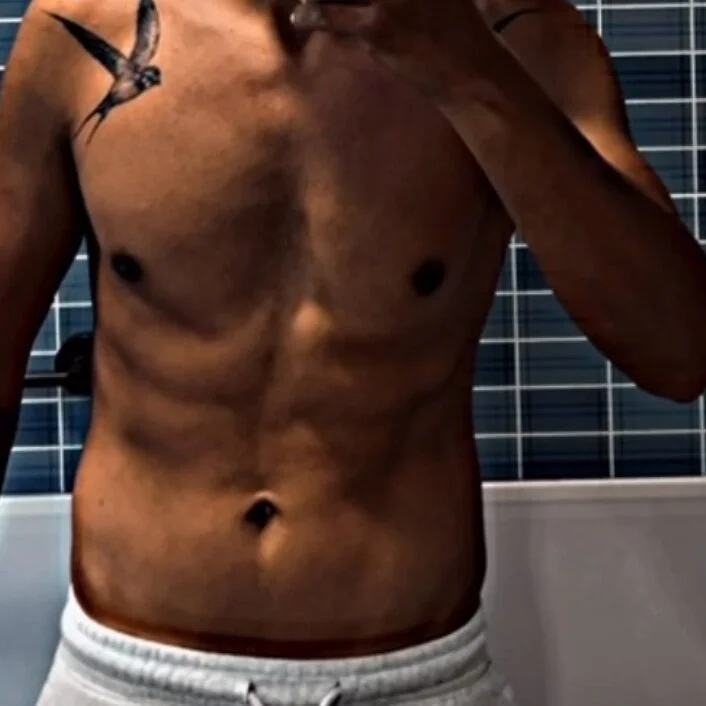 Chrisisnaked profile photo