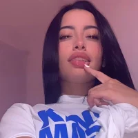 SophieeBell's Profile Pic