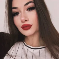 AriaBloom666's Profile Pic