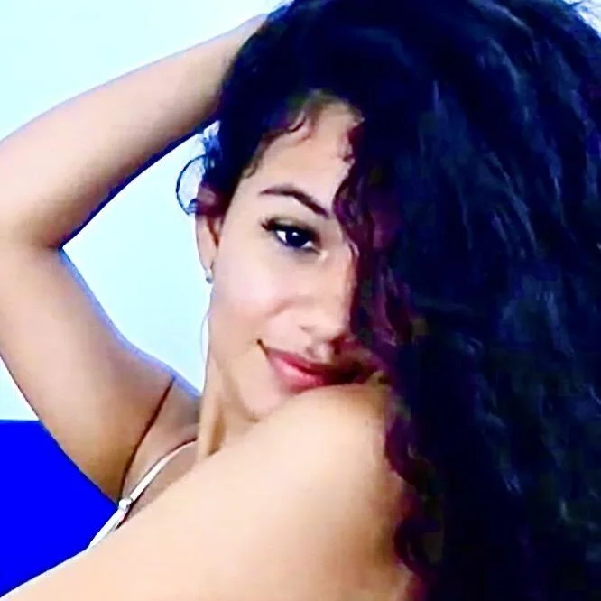 hornytrio18 profile photo
