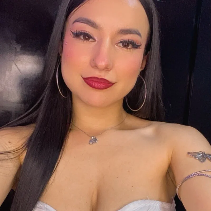 karina24_a
