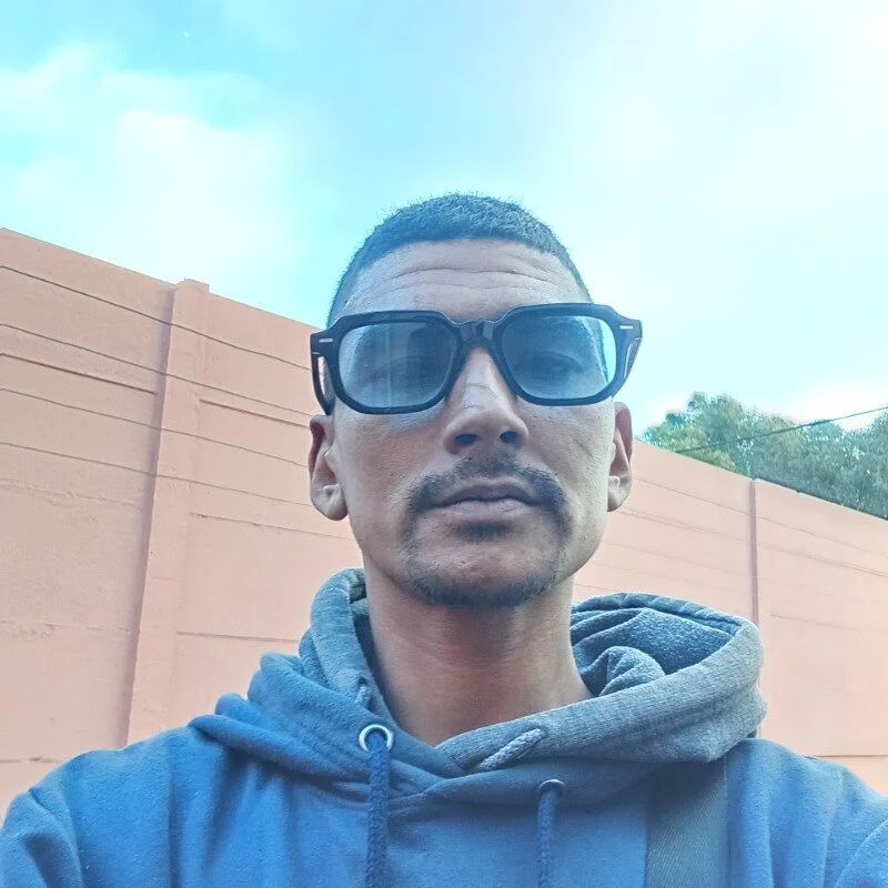 kimDICK26 profile photo