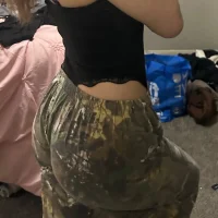 ultramoderngraphicgurl's Avatar Pic