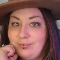 dovesgirl's Avatar Photo