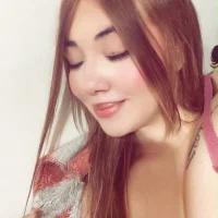 LunaGomez_Pink webcam