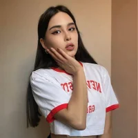 תמונת פרופיל של OdelynCrute