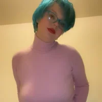 violetskitty69's Profile Pic