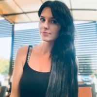 VioletaStyle's Profile Pic