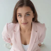 ElsieDerrick's Profile Pic