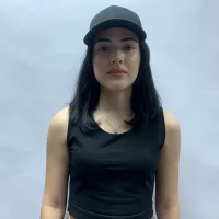 KeIIyAnderson Φωτ, Προφίλ