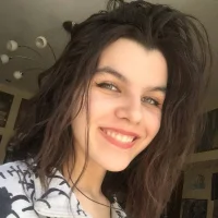 BennyHoneey's Profile Pic