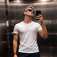 Krisdolph's Avatar Photo