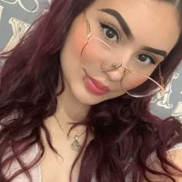 Roxy_Thompson's Profile Pic