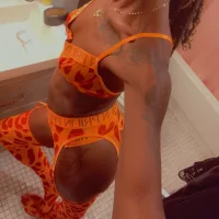 prettyprissy's Profile Pic