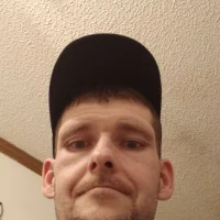 ch521988's Profile Pic