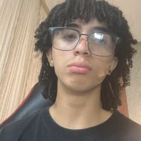 kim_curlyy's Avatar Pic