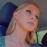 1BombshellBeauty's Profile Pic