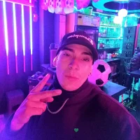 Foto do avatar de Charliem97