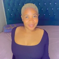 African_divaxx's Offline Chat Room