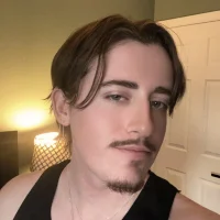 lvythorn's Profile Pic