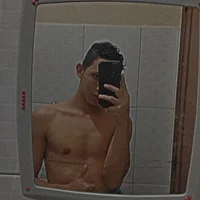 hinato18's Profile Pic