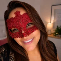 TemptingMoon's Avatar Pic