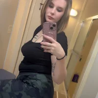 LittleBee1993's Profile Pic