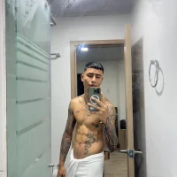 dominic12O profiképe