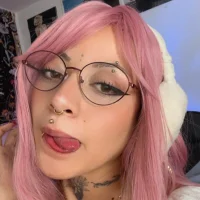 Mollyy_y