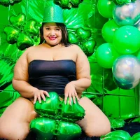 BustyyJuicy_Rs' Avatar Pic