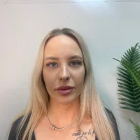 Ảnh đại diện của RuthWest