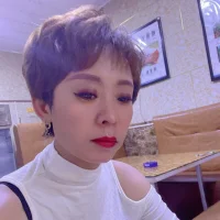 XUEXUE369369's Profile Pic