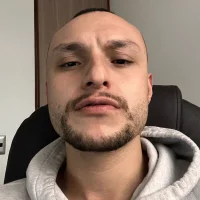 elchicosinpie29s profilbillede