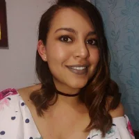 hollyhellyy's Profile Pic