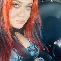 CurvyVampEva