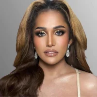 ChloeAsian 头像图片